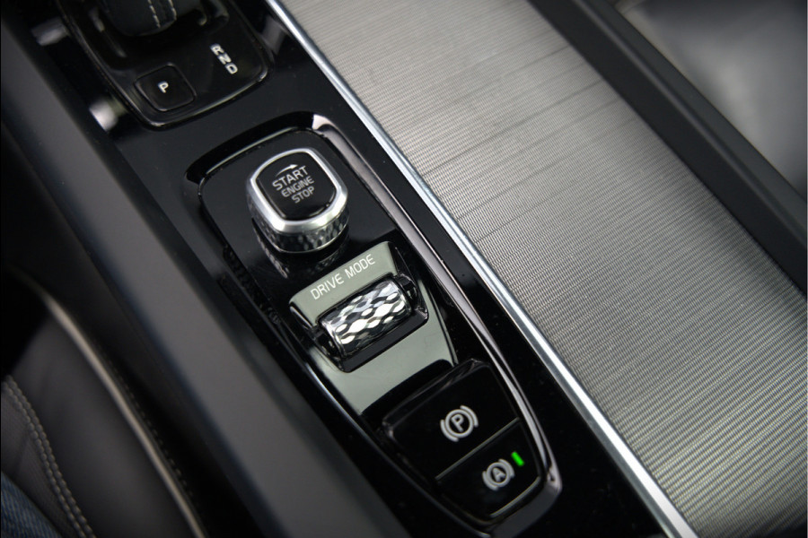 Volvo V60 2.0 B3 R-Design | Panoramadak | Harman Kardon | Keyless | Elektrische Stoelen | Stuurverwarming | Stoelverwarming | Camera | Adaptive Cruise Control | Leer | LED | DAB | Parkeensensoren