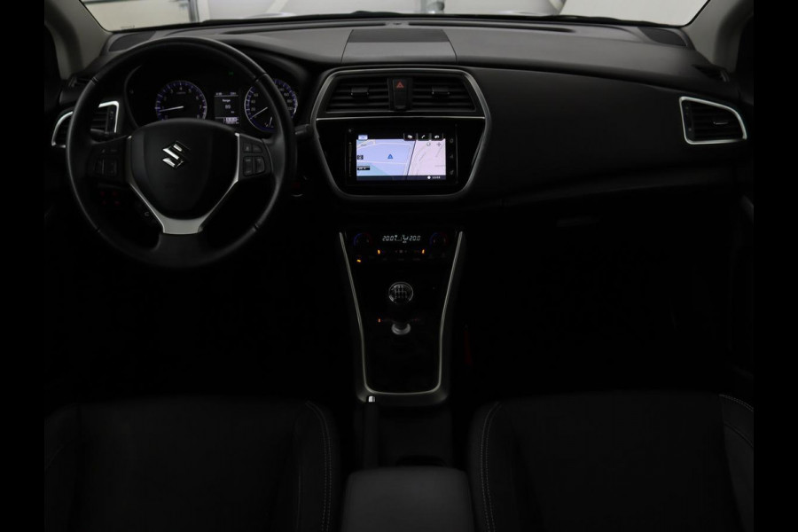 Suzuki S-Cross 1.4 Boosterjet Stijl Smart Hybrid | Panoramadak | Leder | Trekhaak | Stoelverwarming | Adaptive cruise | Full LED