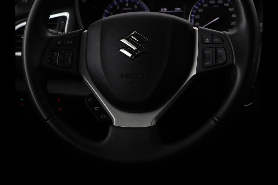 Suzuki S-Cross 1.4 Boosterjet Stijl Smart Hybrid | Panoramadak | Leder | Trekhaak | Stoelverwarming | Adaptive cruise | Full LED
