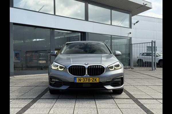 BMW 1-serie 120i Aut. Business Ed. | Navi | BMW-Individual | Led |