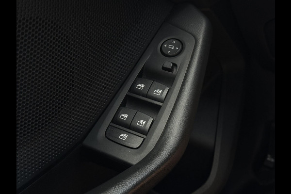 BMW 1-serie 120i Aut. Business Ed. | Navi | BMW-Individual | Led |