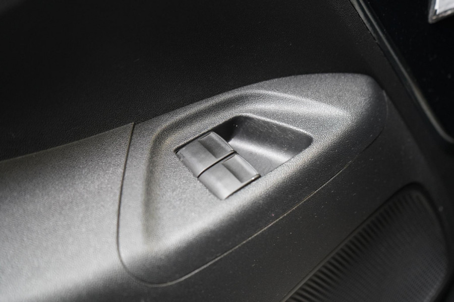 Toyota Aygo 1.0 VVT-i x-play | Airconditioning | Apple Carplay | Achteruitrijcamera | 5-deurs