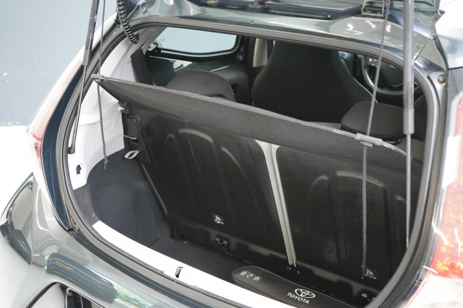 Toyota Aygo 1.0 VVT-i x-play | Airconditioning | Apple Carplay | Achteruitrijcamera | 5-deurs