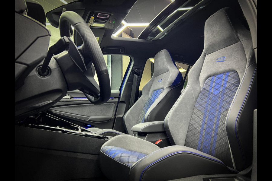 Volkswagen Golf 2.0 TSI R 4Motion 20 Jears 333 PK H/K | Pano