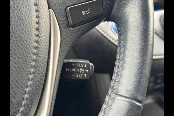 Toyota RAV4 2.5 Hybrid Style - Dealer onderhouden - Trekhaak