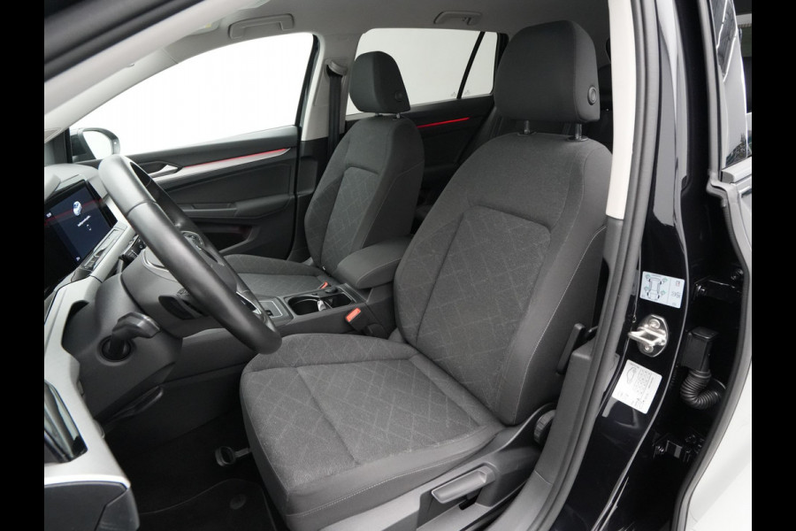Volkswagen GOLF Variant 1.5 eTSI 130pk DSG Life Navigatie Pdc Clima Acc 102