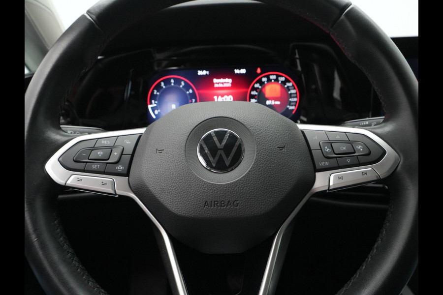 Volkswagen GOLF Variant 1.5 eTSI 130pk DSG Life Navigatie Pdc Clima Acc 102
