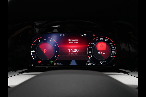 Volkswagen GOLF Variant 1.5 eTSI 130pk DSG Life Navigatie Pdc Clima Acc 102