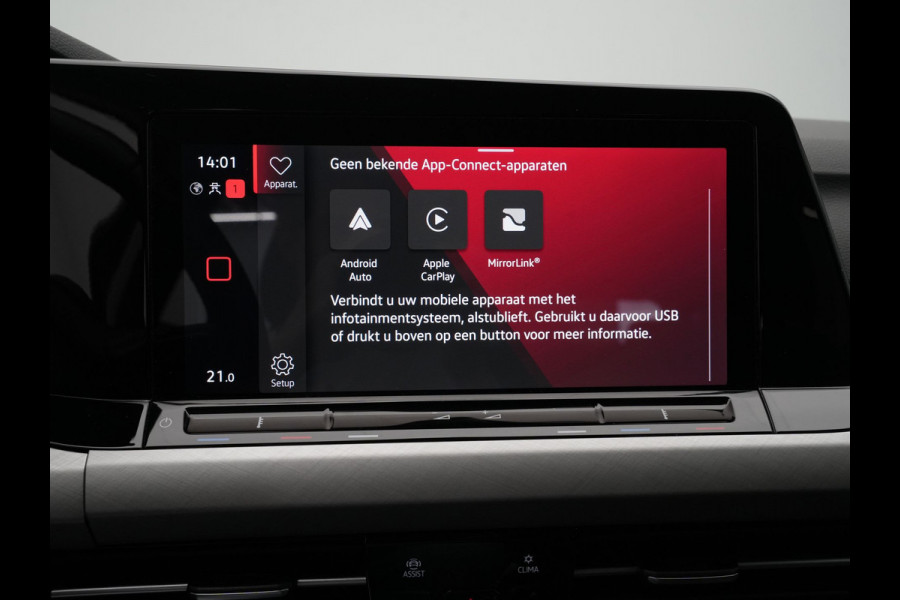 Volkswagen GOLF Variant 1.5 eTSI 130pk DSG Life Navigatie Pdc Clima Acc 102
