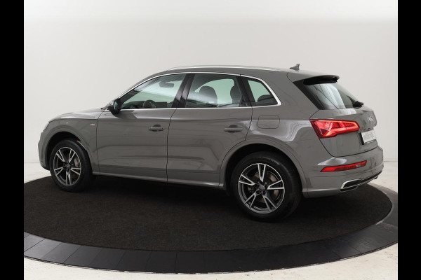 Audi Q5 50 TFSI e quattro S edition | Stoelverwarming | Adaptive cruise | Camera | Navigatie | Full LED | Virtual Cockpit | Climate control | Parkeerhulp