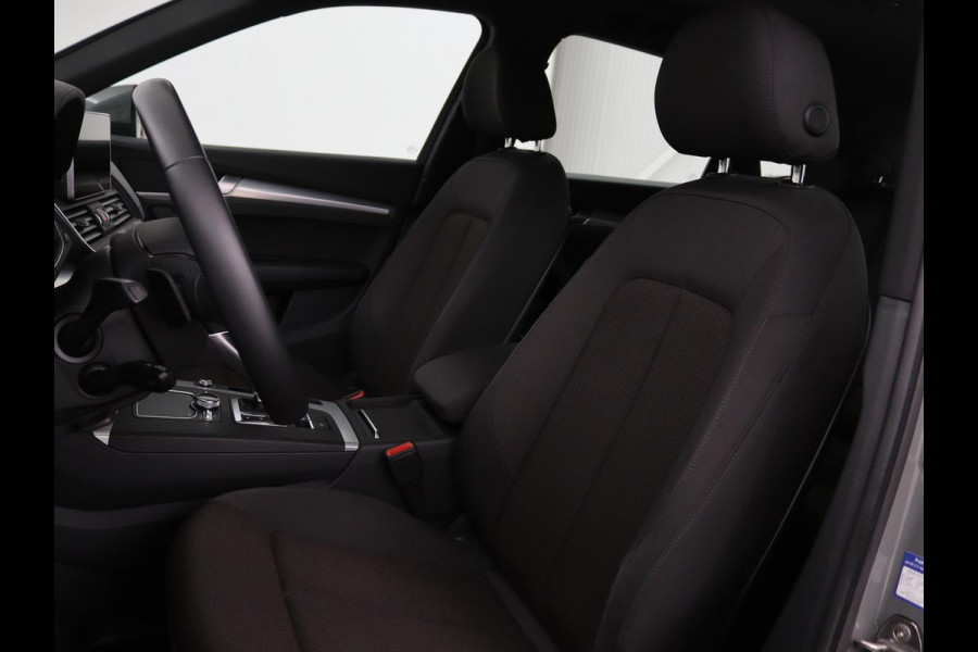 Audi Q5 50 TFSI e quattro S edition | Stoelverwarming | Adaptive cruise | Camera | Navigatie | Full LED | Virtual Cockpit | Climate control | Parkeerhulp