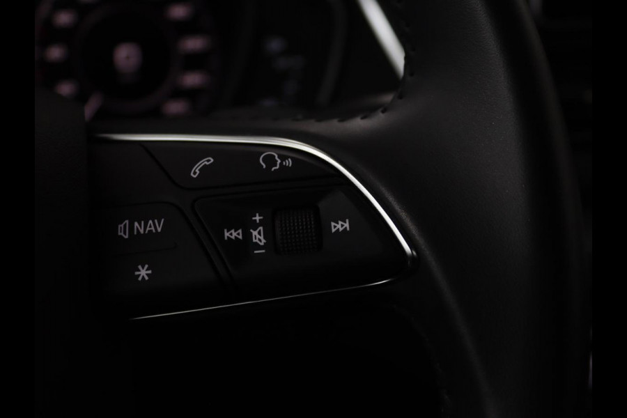 Audi Q5 50 TFSI e quattro S edition | Stoelverwarming | Adaptive cruise | Camera | Navigatie | Full LED | Virtual Cockpit | Climate control | Parkeerhulp
