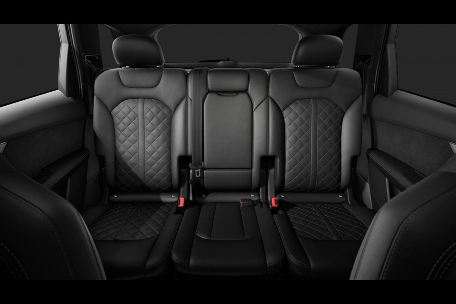 Audi Q7 55 TFSI e quattro Pro Line S 394pk Panoramadak | Omgevingscamera's | ACC | B&O | Vierwielbesturing | Sportstoelen Plus | leder interieur ruitpatroon, | Trekhaak | Keyless |