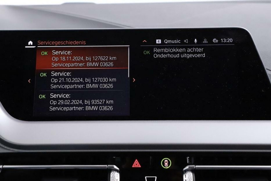 BMW 1-serie 118i Sport Black Edition Navi Cruise CarPlay NAP