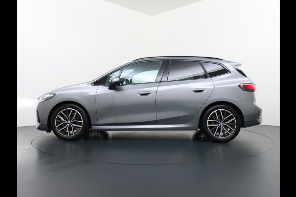 BMW 2 Serie Active Tourer 220i M-Sport HARMAN KARDON AUDIO| PANO |360 CAMERA | MEMORY SEAT