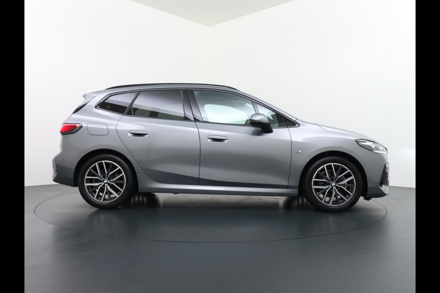 BMW 2 Serie Active Tourer 220i M-Sport HARMAN KARDON AUDIO| PANO |360 CAMERA | MEMORY SEAT