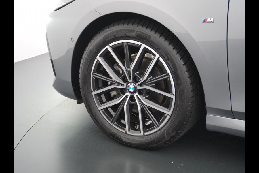 BMW 2 Serie Active Tourer 220i M-Sport HARMAN KARDON AUDIO| PANO |360 CAMERA | MEMORY SEAT
