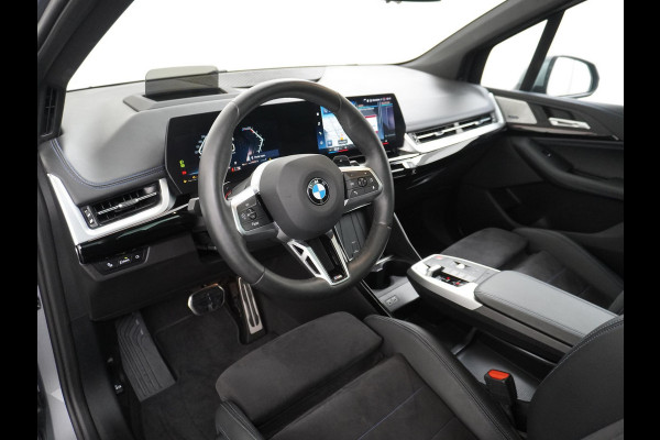 BMW 2 Serie Active Tourer 220i M-Sport HARMAN KARDON AUDIO| PANO |360 CAMERA | MEMORY SEAT