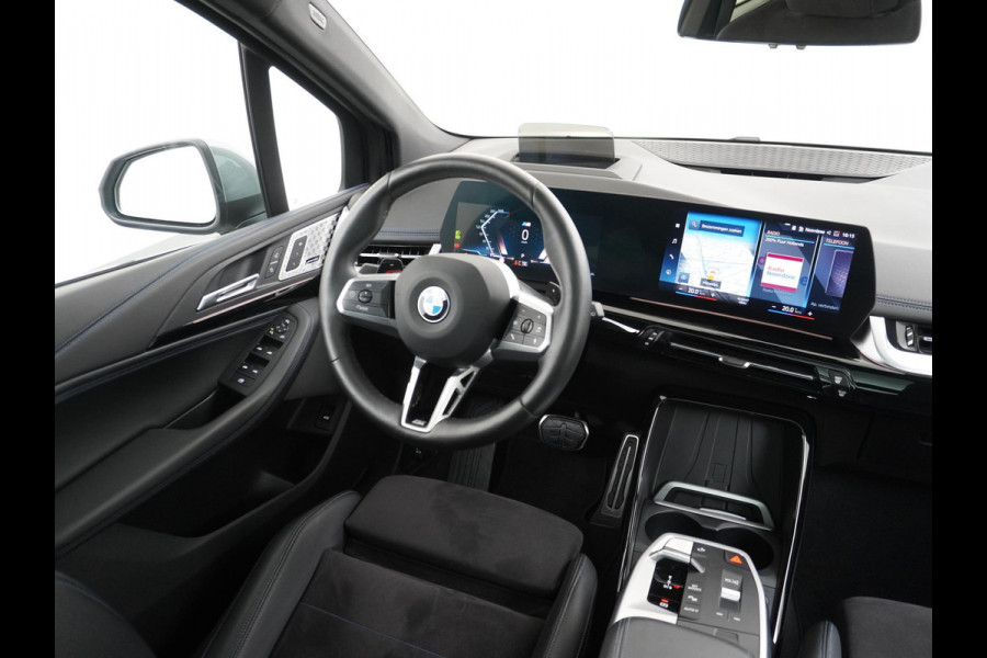 BMW 2 Serie Active Tourer 220i M-Sport HARMAN KARDON AUDIO| PANO |360 CAMERA | MEMORY SEAT