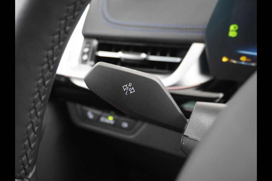 BMW 2 Serie Active Tourer 220i M-Sport HARMAN KARDON AUDIO| PANO |360 CAMERA | MEMORY SEAT