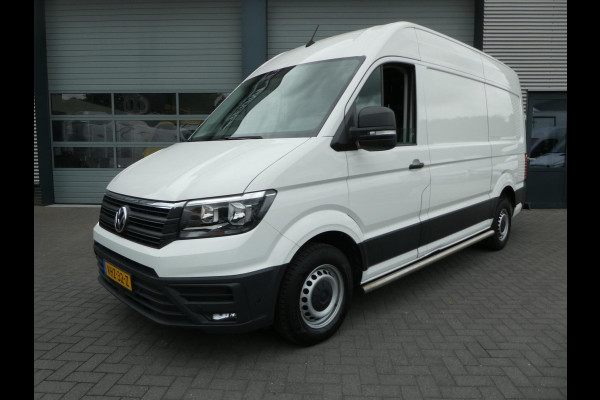 Volkswagen Crafter 35 2.0 TDI 180 pk L3H3 ( L2H2) airco, apple carplay ,camera ,trekhaak