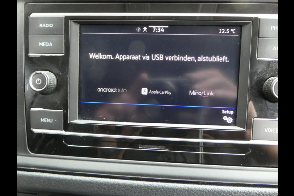 Volkswagen Crafter 35 2.0 TDI 180 pk L3H3 ( L2H2) airco, apple carplay ,camera ,trekhaak