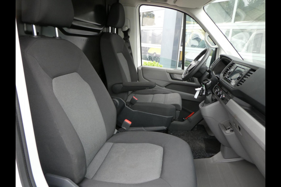 Volkswagen Crafter 35 2.0 TDI 180 pk L3H3 ( L2H2) airco, apple carplay ,camera ,trekhaak