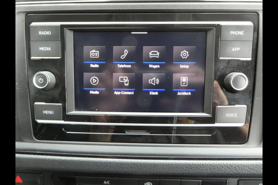 Volkswagen Crafter 35 2.0 TDI 180 pk L3H3 ( L2H2) airco, apple carplay ,camera ,trekhaak