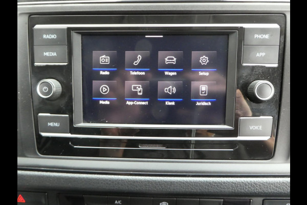 Volkswagen Crafter 35 2.0 TDI 180 pk L3H3 ( L2H2) airco, apple carplay ,camera ,trekhaak