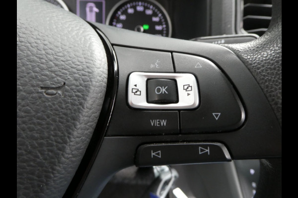 Volkswagen Crafter 35 2.0 TDI 180 pk L3H3 ( L2H2) airco, apple carplay ,camera ,trekhaak