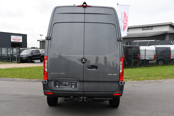 Mercedes-Benz Sprinter 317 1.9 CDI L2H2 RWD AMG Edition Camera, Cruise, LED, 3500kg Trekhaak, Carplay, NAVI, LED, 170PK, Automaat, Sensoren, Stoelverwarming, Uniek!