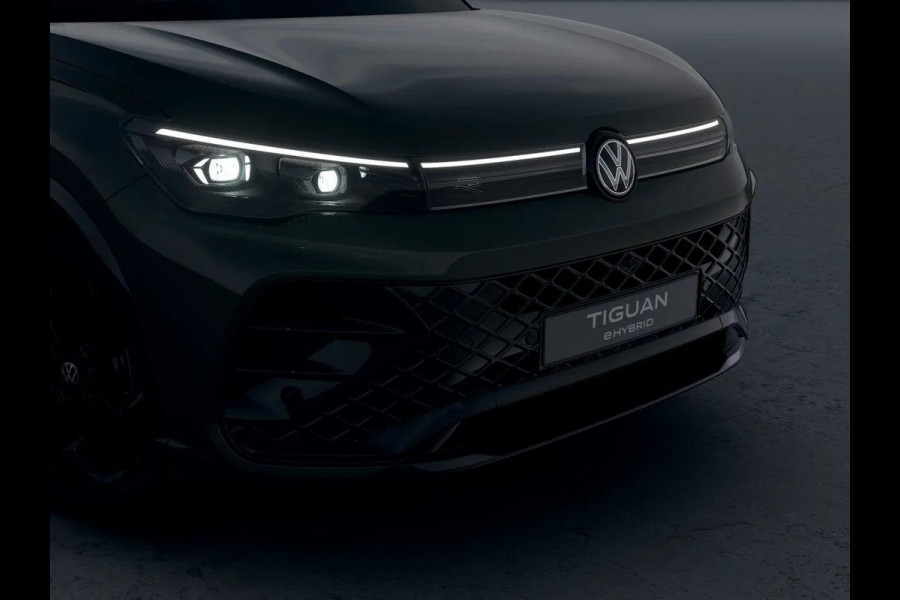Volkswagen Tiguan R-Line-Edition 1.5 eHybrid 150 kW / 204 pk SUV 6 v