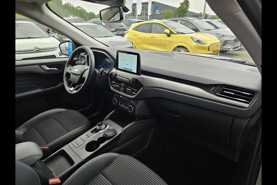 Ford Kuga 2.5 PHEV Titanium X 225pk | Winterpack | Elek. Achterklep | B&O Play | Half Leder | Michelin Cross Climate | 1.500kg Trekgewicht
