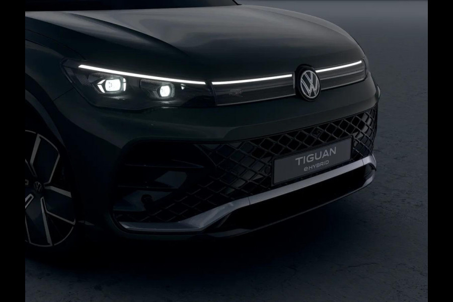 Volkswagen Tiguan R-Line-Edition 1.5 eHybrid 200 kW / 272 pk SUV 6 v