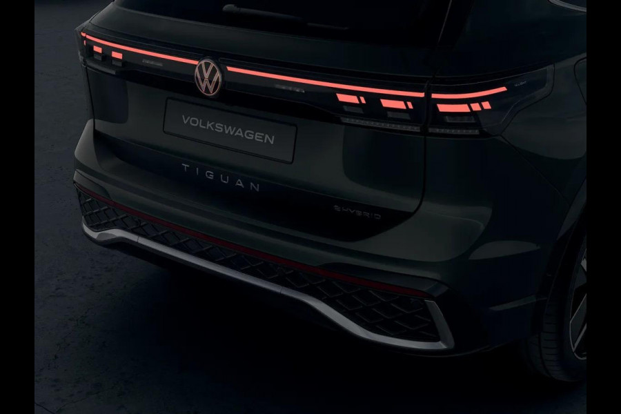 Volkswagen Tiguan R-Line-Edition 1.5 eHybrid 200 kW / 272 pk SUV 6 v