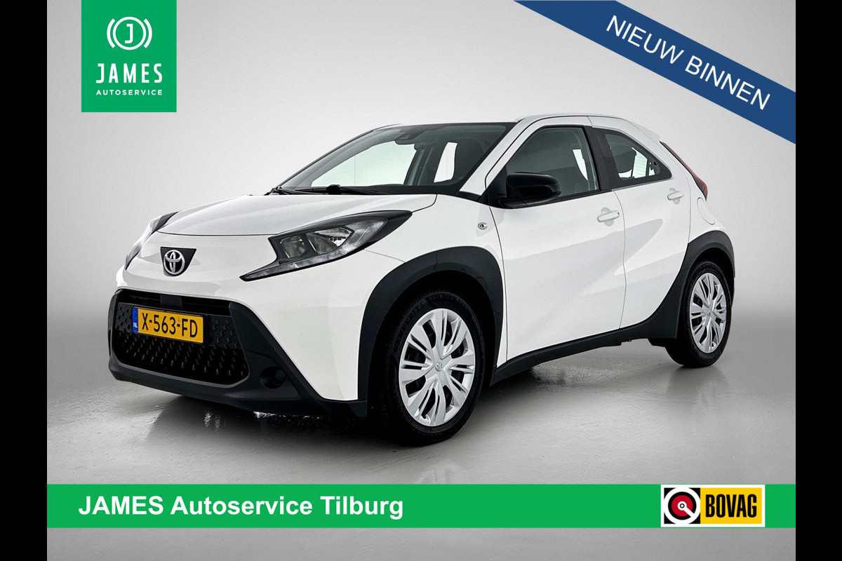 Toyota Aygo X 1.0 VVT-i MT Play AD-CRUISE CAMERA CARPLAY-NAVI