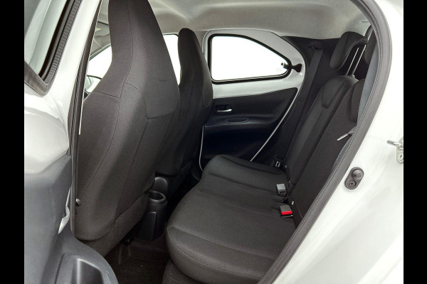 Toyota Aygo X 1.0 VVT-i MT Play AD-CRUISE CAMERA CARPLAY-NAVI