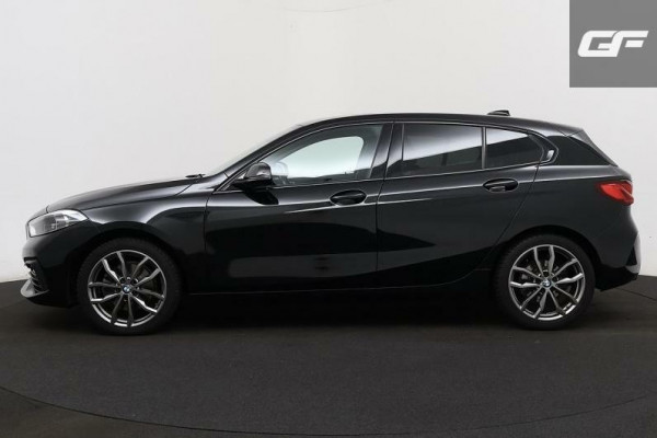 BMW 1-serie 118i Sport Black Edition Navi Cruise CarPlay NAP
