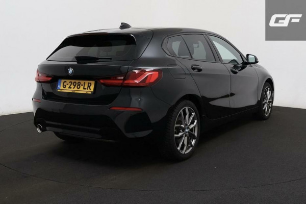 BMW 1-serie 118i Sport Black Edition Navi Cruise CarPlay NAP