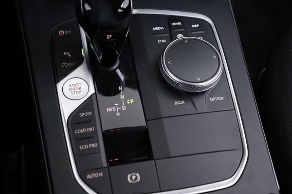 BMW 1-serie 118i Sport Black Edition Navi Cruise CarPlay NAP