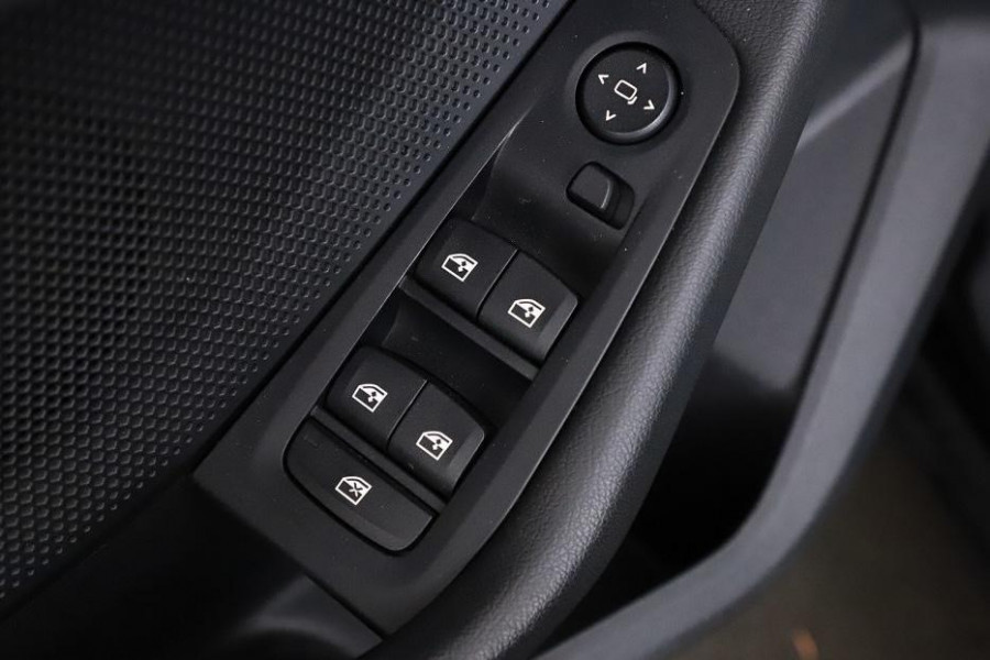 BMW 1-serie 118i Sport Black Edition Navi Cruise CarPlay NAP