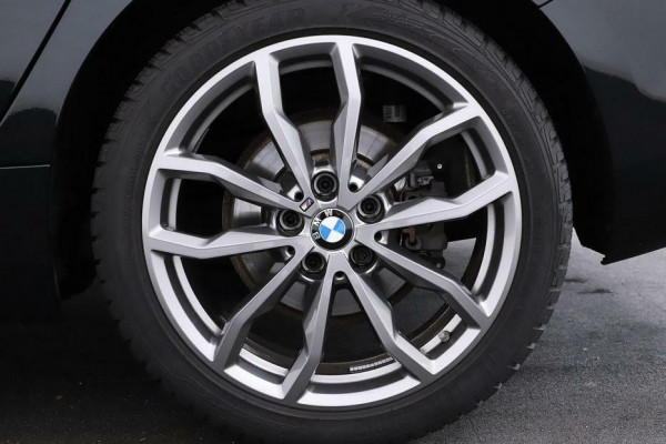 BMW 1-serie 118i Sport Black Edition Navi Cruise CarPlay NAP