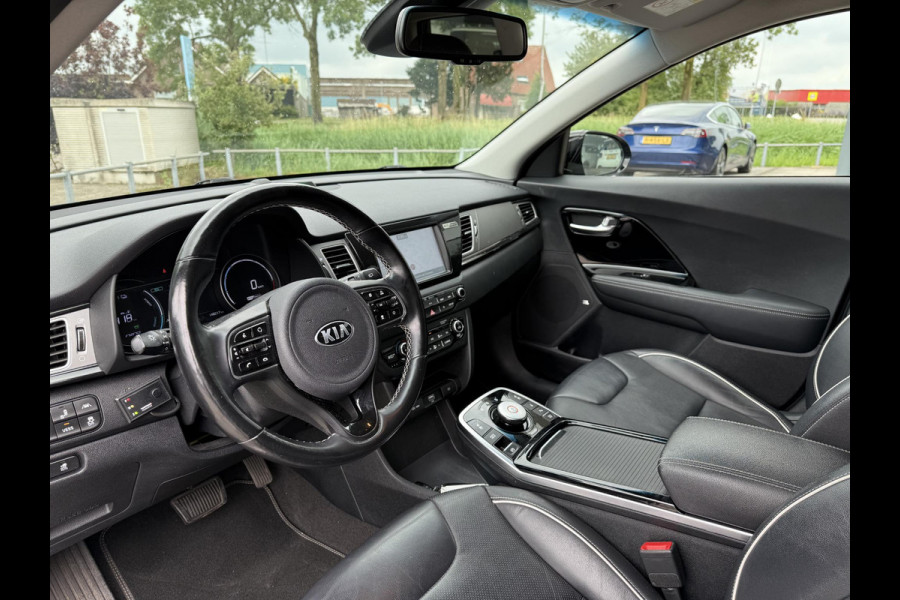 Kia e-Niro ExecutiveLine 64 kWh | Leder | Navi | Camera | JBL |