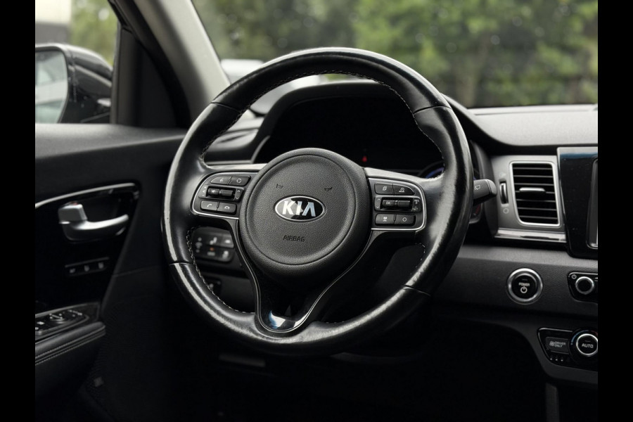 Kia e-Niro ExecutiveLine 64 kWh | Leder | Navi | Camera | JBL |