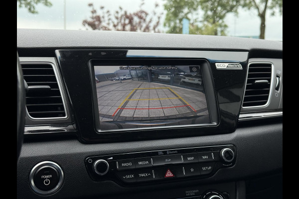 Kia e-Niro ExecutiveLine 64 kWh | Leder | Navi | Camera | JBL |