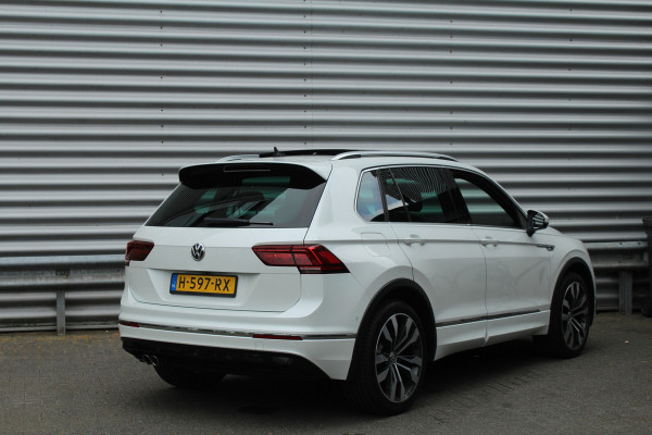 Volkswagen Tiguan 1.5 TSI 150pk ACT R-Line DSG7 NL-Auto NAP Panoramadak Clima Cruise Navi 360 Camera Dynaudio Keyless  HUD Dig. Cockpit El. Klep