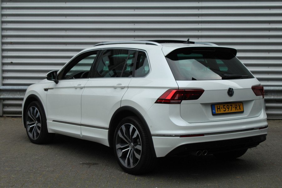 Volkswagen Tiguan 1.5 TSI 150pk ACT R-Line DSG7 NL-Auto NAP Panoramadak Clima Cruise Navi 360 Camera Dynaudio Keyless  HUD Dig. Cockpit El. Klep