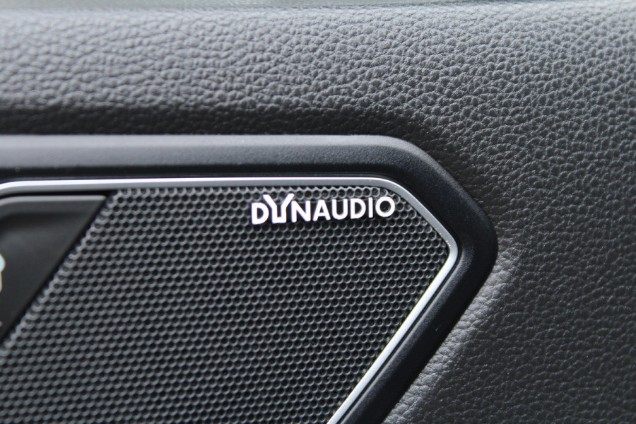 Volkswagen Tiguan 1.5 TSI 150pk ACT R-Line DSG7 NL-Auto NAP Panoramadak Clima Cruise Navi 360 Camera Dynaudio Keyless  HUD Dig. Cockpit El. Klep