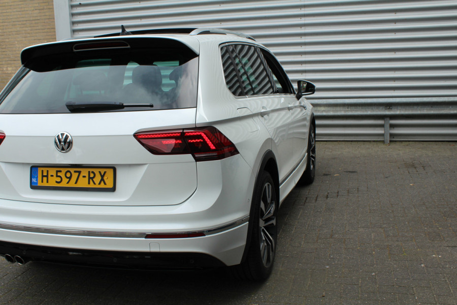 Volkswagen Tiguan 1.5 TSI 150pk ACT R-Line DSG7 NL-Auto NAP Panoramadak Clima Cruise Navi 360 Camera Dynaudio Keyless  HUD Dig. Cockpit El. Klep