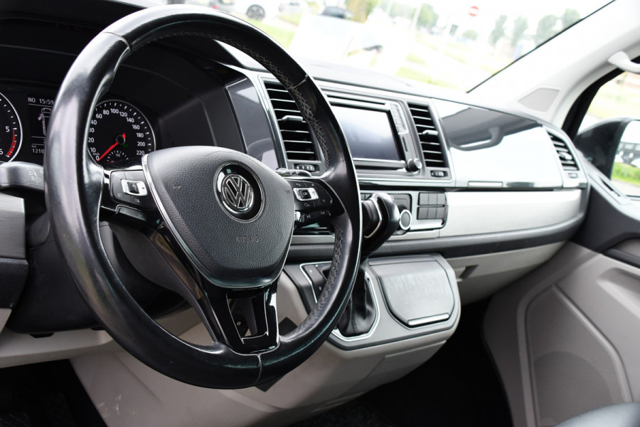Volkswagen Transporter 2.0 TDI L2H1 DC Highline Adaptieve Cruise, LED, Carplay, NAVI, 204pk, Automaat, Uniek!
